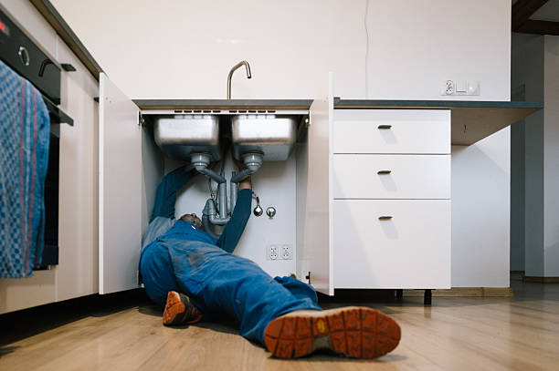 Professional Leak Detection technician working in Marbury, MD